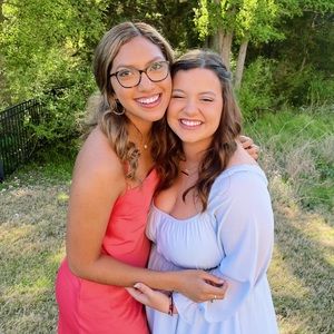 Meet your Posher, Victoria